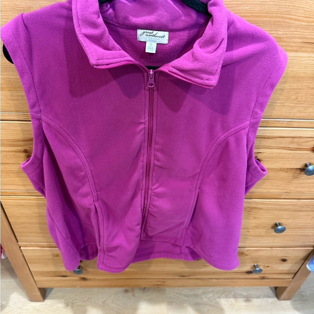 Great Northwest Pink Fleece Vest